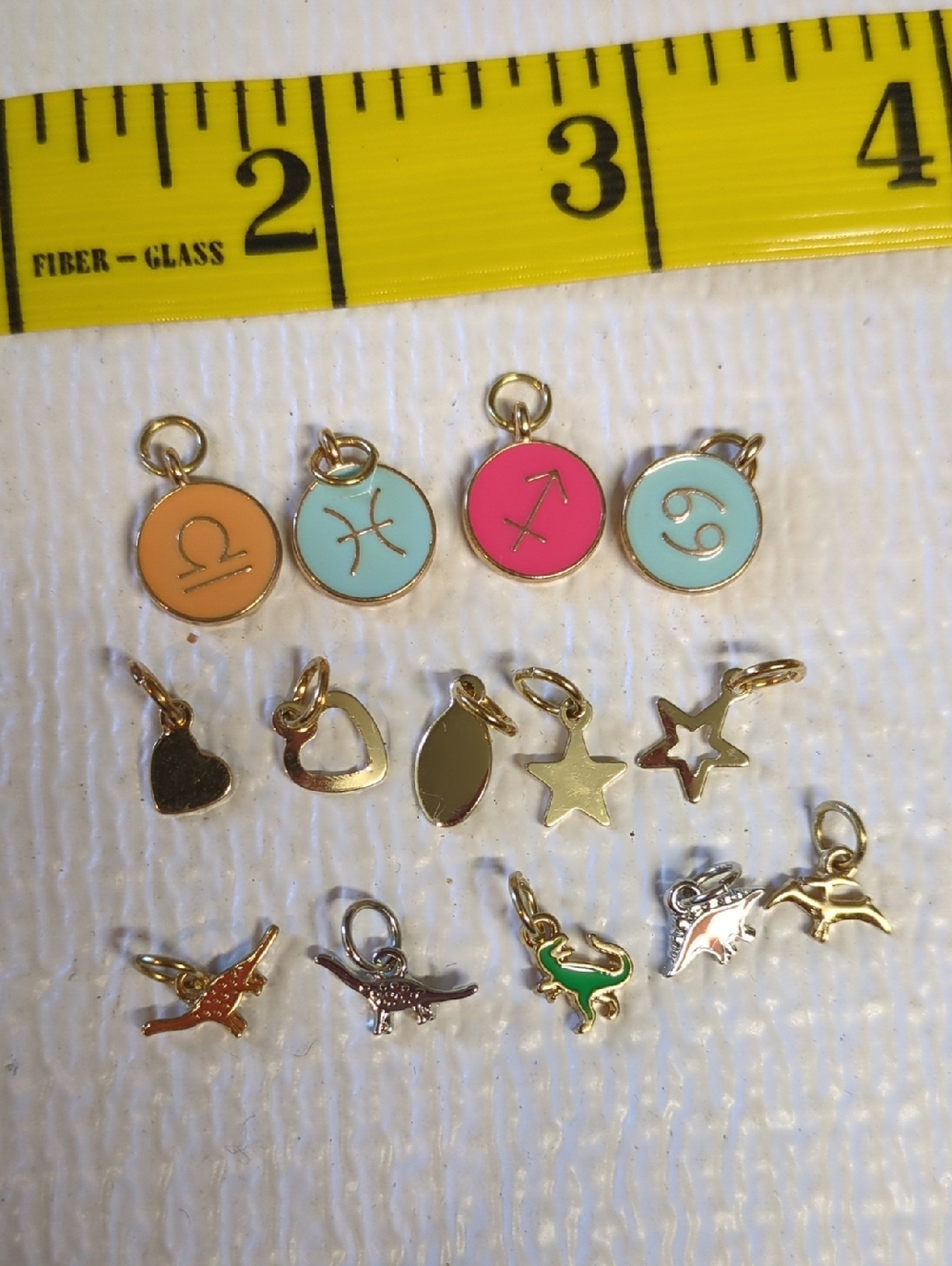 💚4/$10💚P55 Beads Landing Assorted Goldtone Zodiac and Charm Pendants